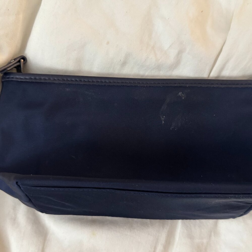 Tumi Black Toiletry Bag - Picture 3 of 8